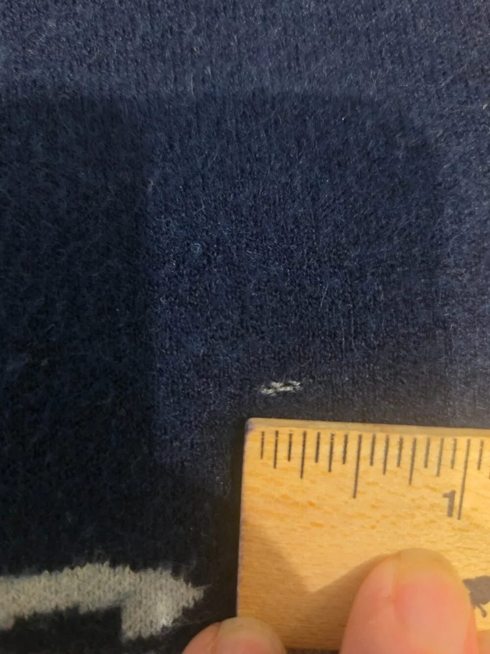 100% Authentic GUCCI  L'aveugle par amour bee wool  sweater  Blue XL
